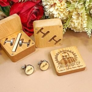 WOODEN CUFFLINKS LIGHT SHADE